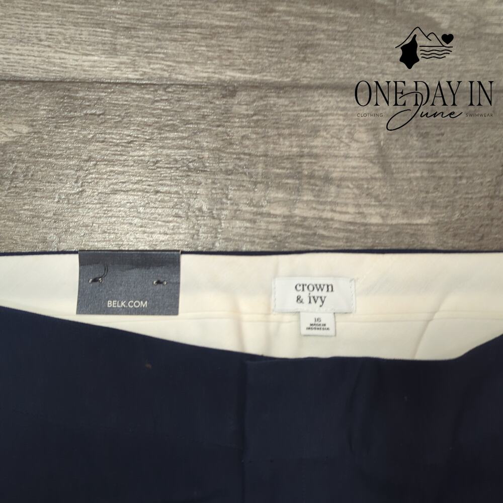 Crown & Ivy Cropped Dress Pants Size 16 - Picture 2 of 8